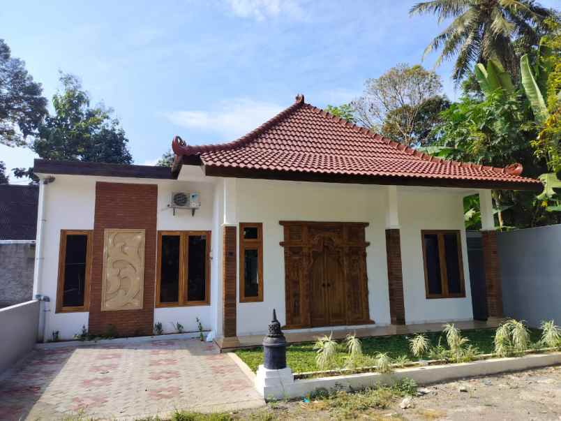 dijual rumah borobudur magelang jawa tengah