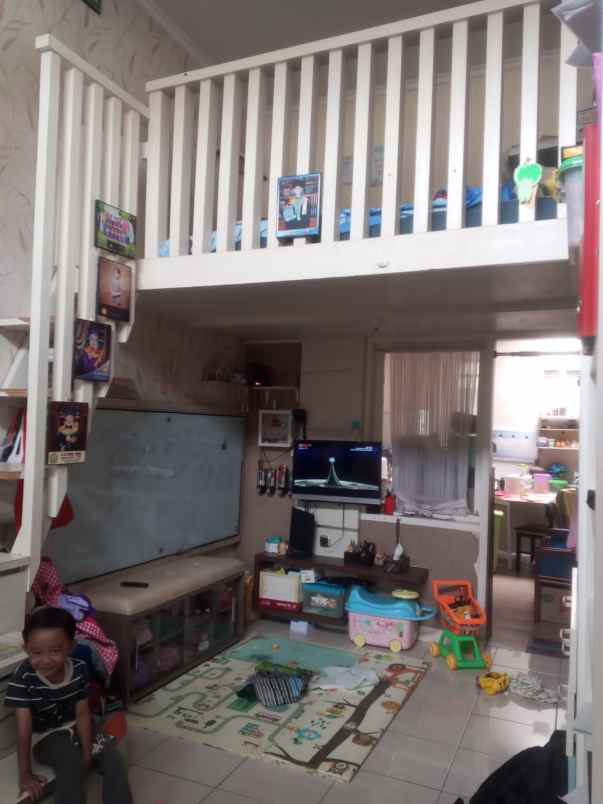 dijual rumah buana soetta residence