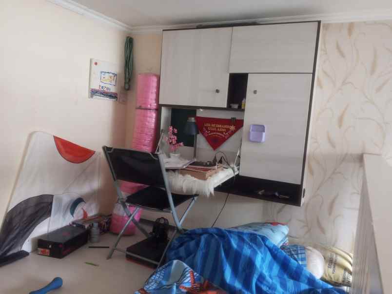 dijual rumah buana soetta residence