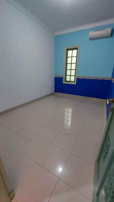 dijual rumah bukit gading mediterania