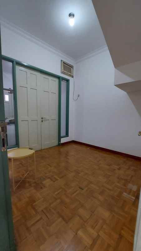 dijual rumah bukit gading mediterania