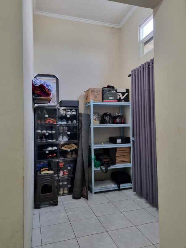 dijual rumah bukit teratai sendangmulyo
