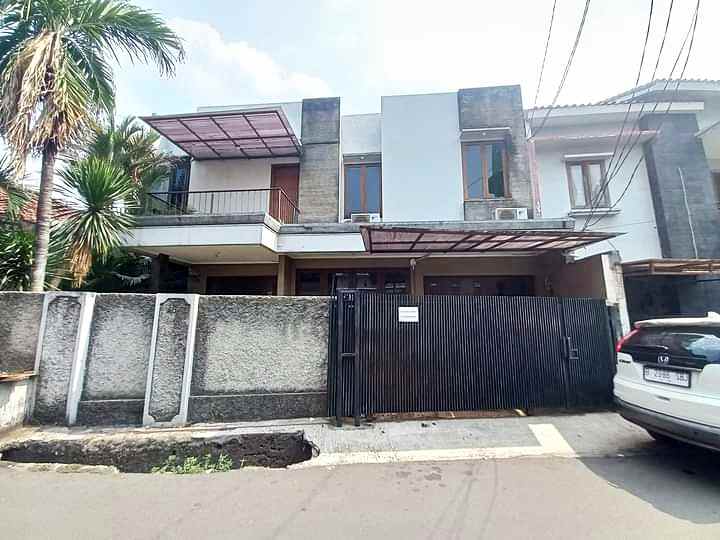 dijual rumah cantik di jl bangka jakarta selatan