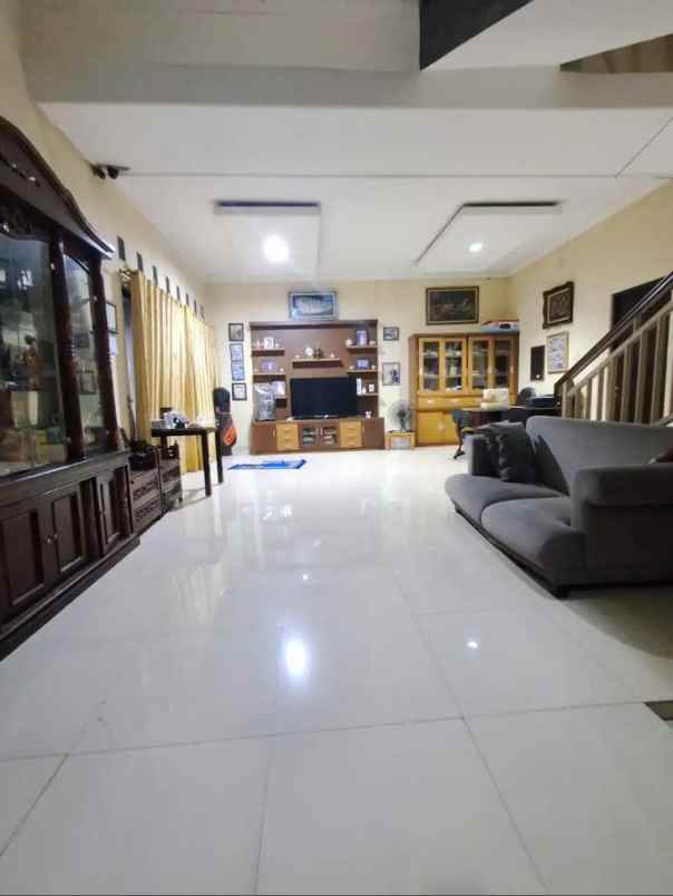 dijual rumah ceger cipayung jakarta timur