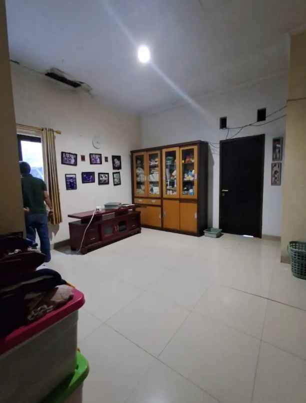 dijual rumah ceger cipayung jakarta timur