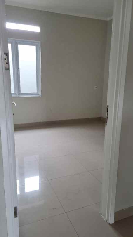 dijual rumah cibaligo cihanjuang