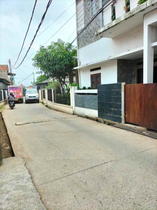 dijual rumah cibeber