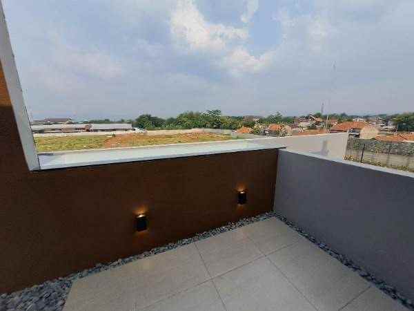 dijual rumah cibuluh