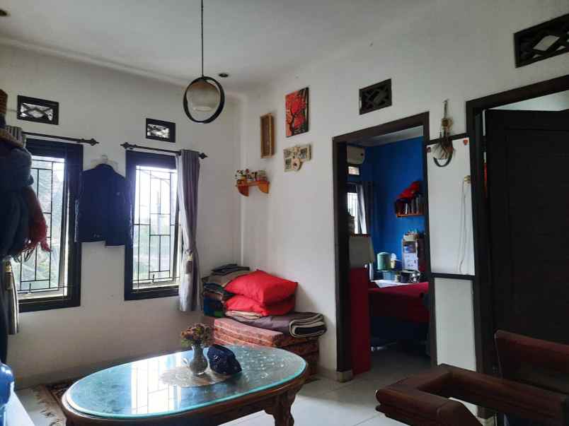 dijual rumah ciganitri