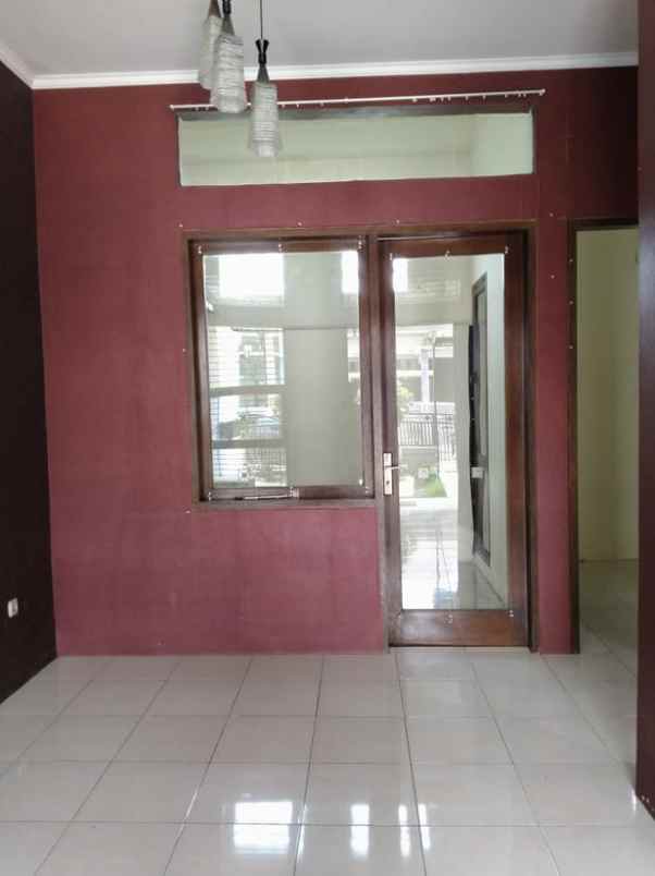 dijual rumah ciganitri