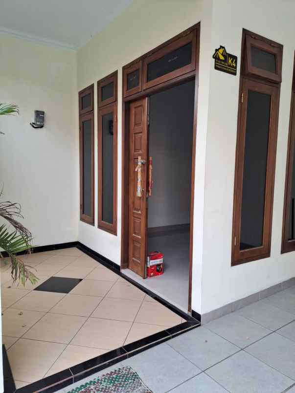 dijual rumah ciganjur