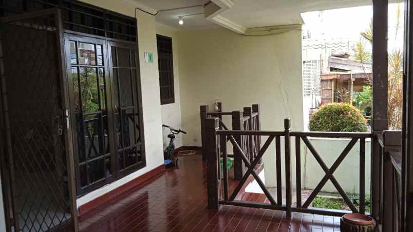 dijual rumah cilendek timur