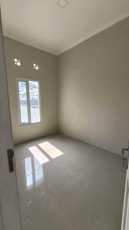 dijual rumah cileunyi