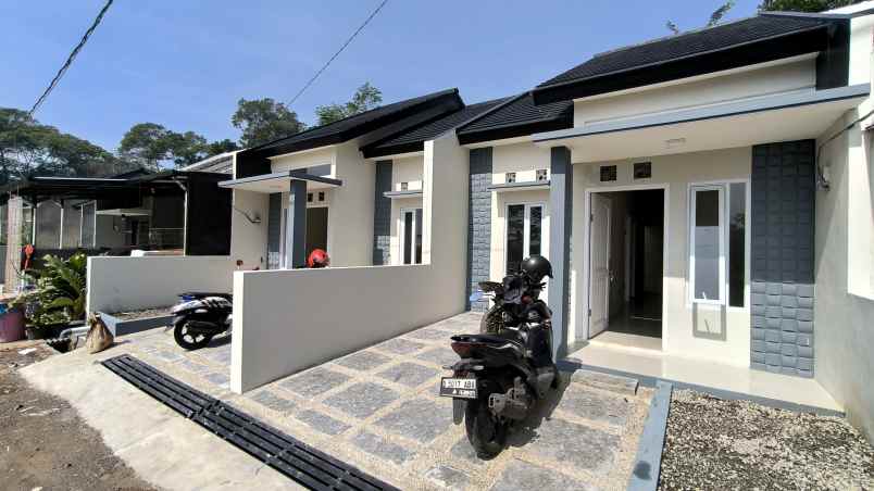 dijual rumah cileunyi