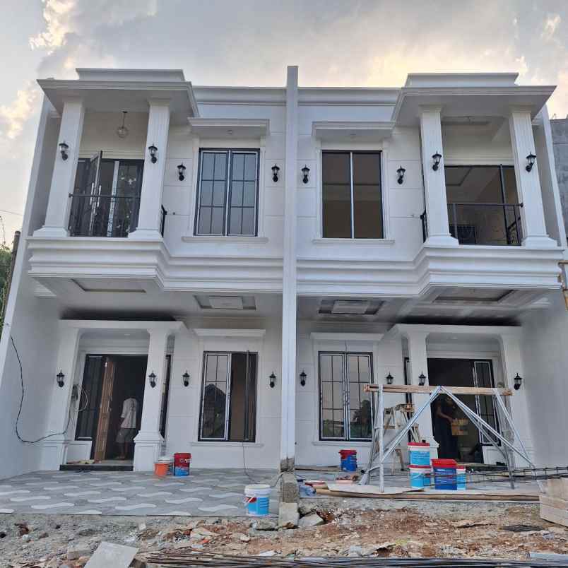 dijual rumah cilodong