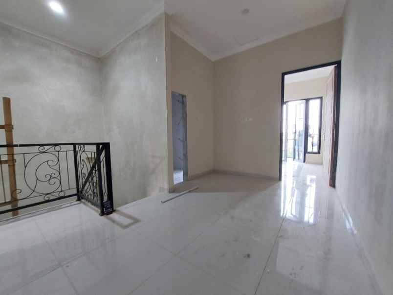 dijual rumah cilodong