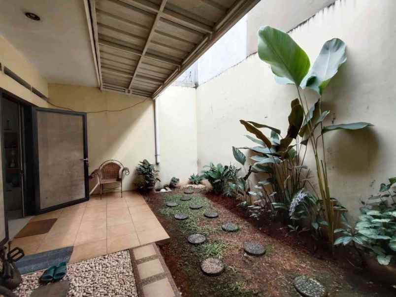 dijual rumah cimanggis depok