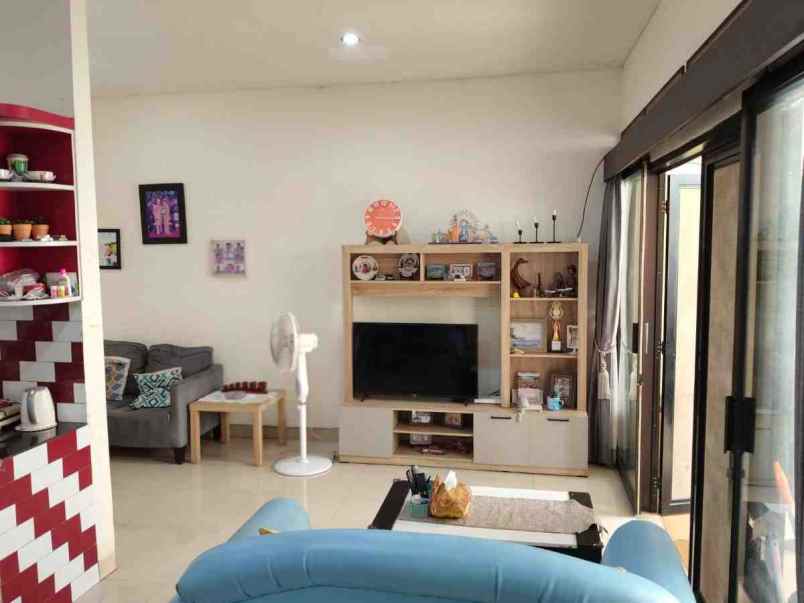 dijual rumah cimanggis depok