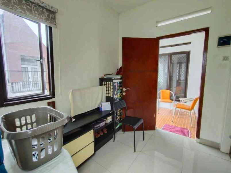 dijual rumah cimanggis depok