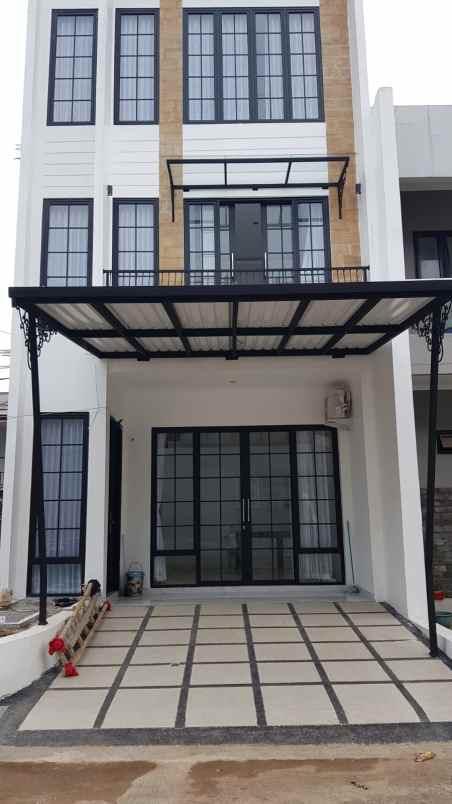 dijual rumah cinere kec cinere kota