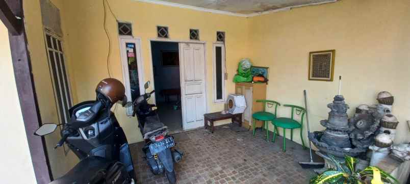 dijual rumah cipayung