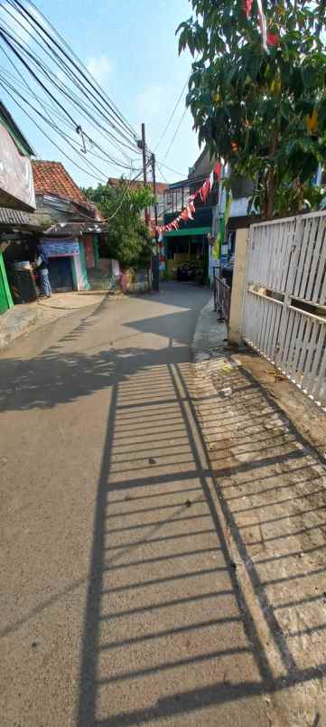 dijual rumah cipayung