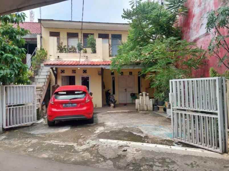 dijual rumah cipayung