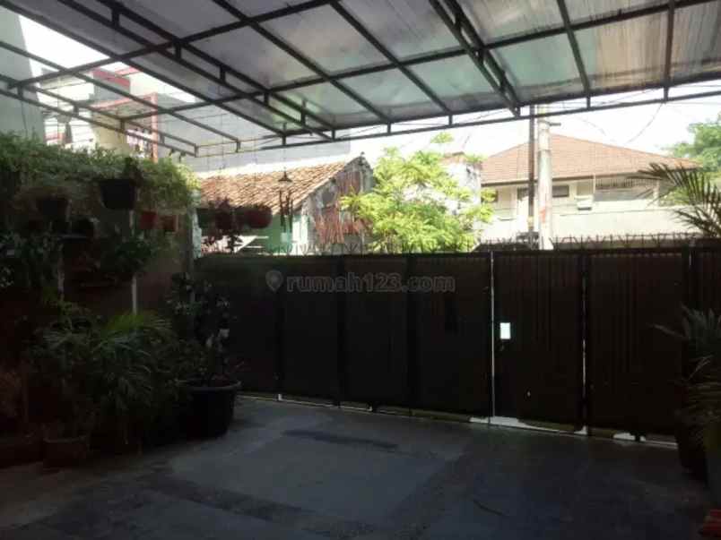 dijual rumah cipete