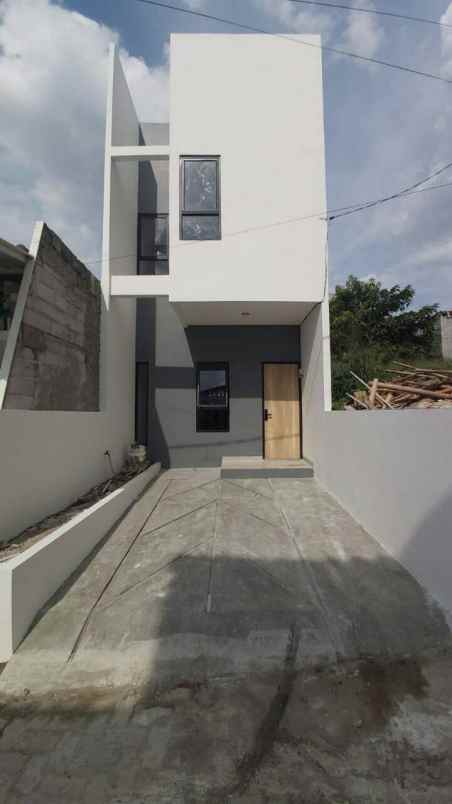 dijual rumah ciracas