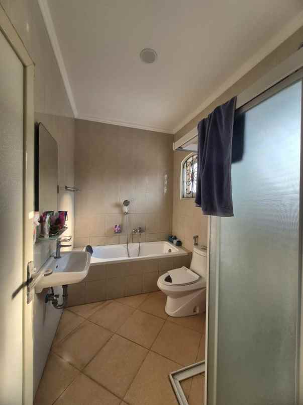 dijual rumah citra 2 ext
