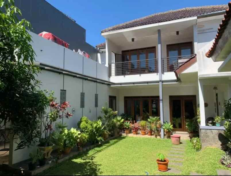 dijual rumah ciwaruga bandung