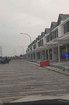 dijual rumah cluster denver pik2