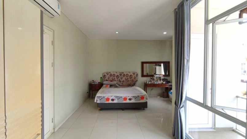 dijual rumah cluster sevilla metland cakung