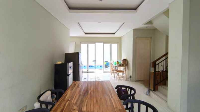 dijual rumah cluster sevilla metland cakung