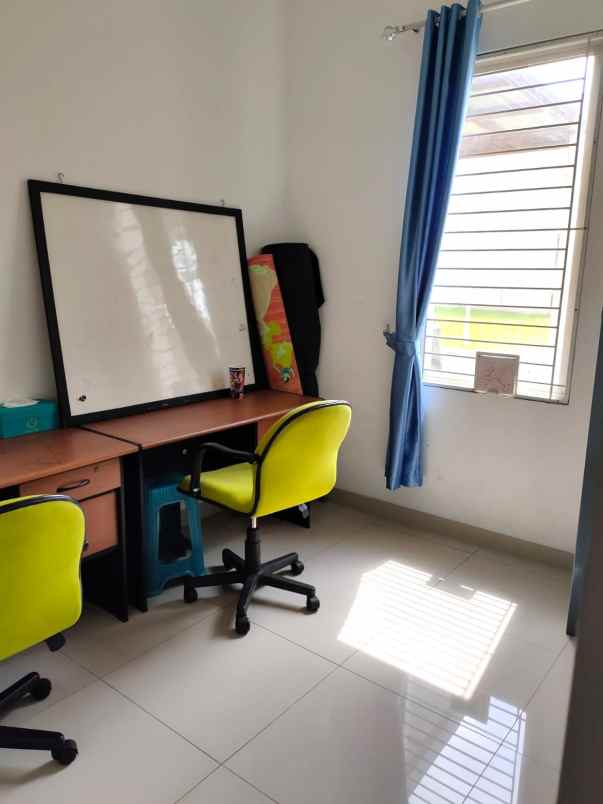 dijual rumah cluster thames jgc jakarta