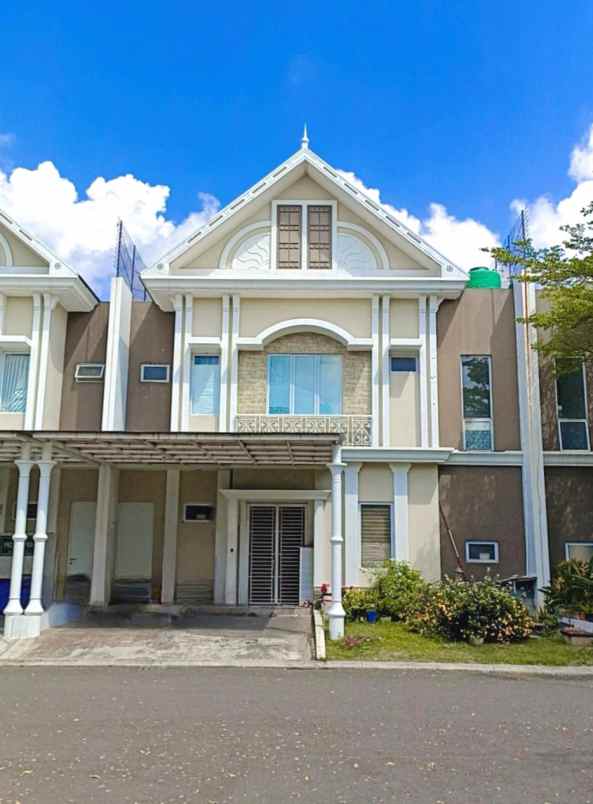 dijual rumah cluster thames jgc jakarta