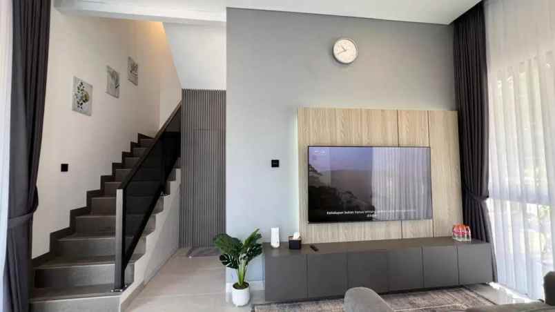 dijual rumah dago valler cisitu dago