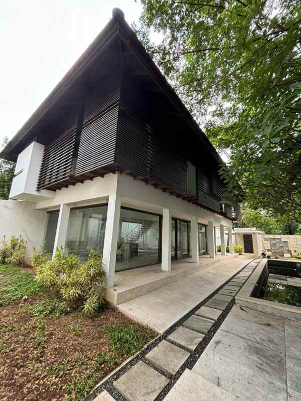 dijual rumah darmo harapan isen surabaya