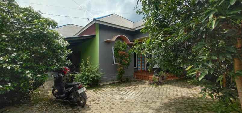 dijual rumah dekat bandara syamsudin noor