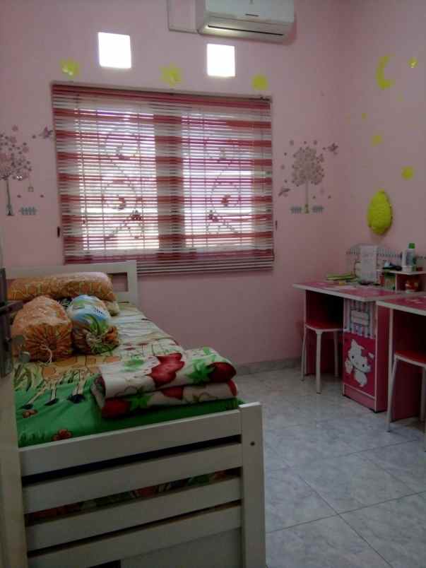 dijual rumah deltasari