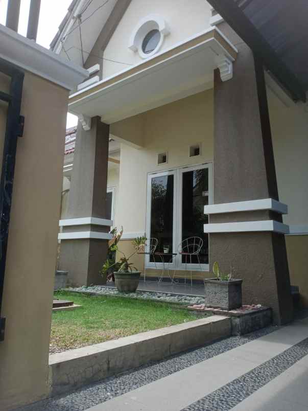 dijual rumah deltasari