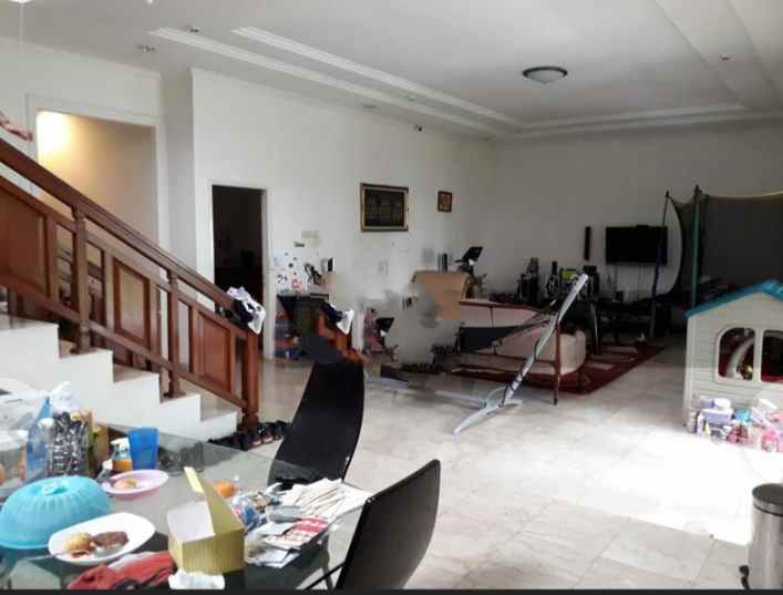 dijual rumah di jl subang menteng jakarta pusat