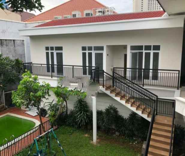 dijual rumah di jl subang menteng jakarta pusat