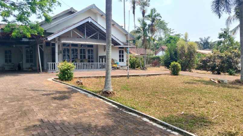 dijual rumah di untung suropati mijen semarang