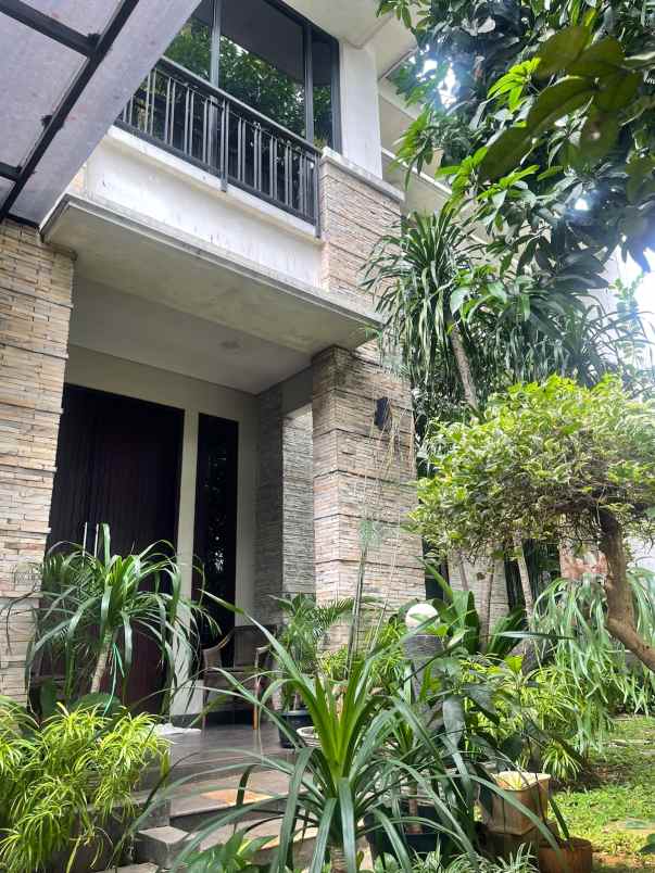 dijual rumah dipejaten barat 2 jakarta selatan