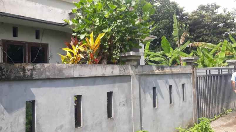 dijual rumah ds bajra kec selemadeg kab