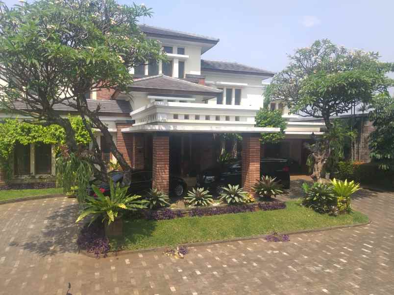 dijual rumah duren tiga