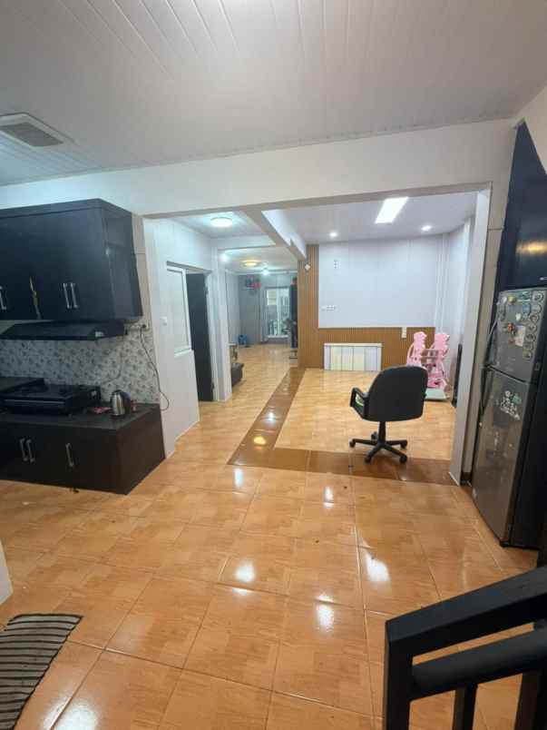 dijual rumah gading griya lestari