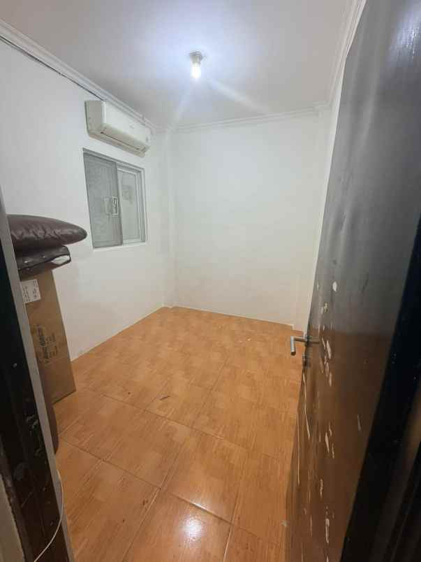 dijual rumah gading griya lestari