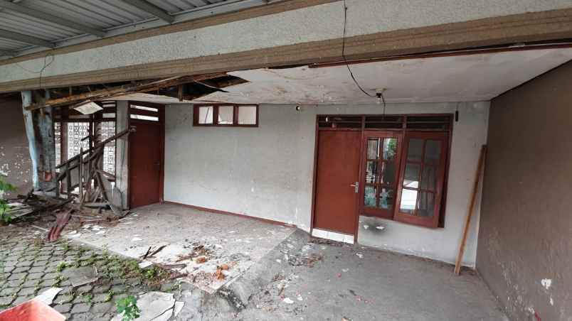 dijual rumah gayungsari barat surabaya